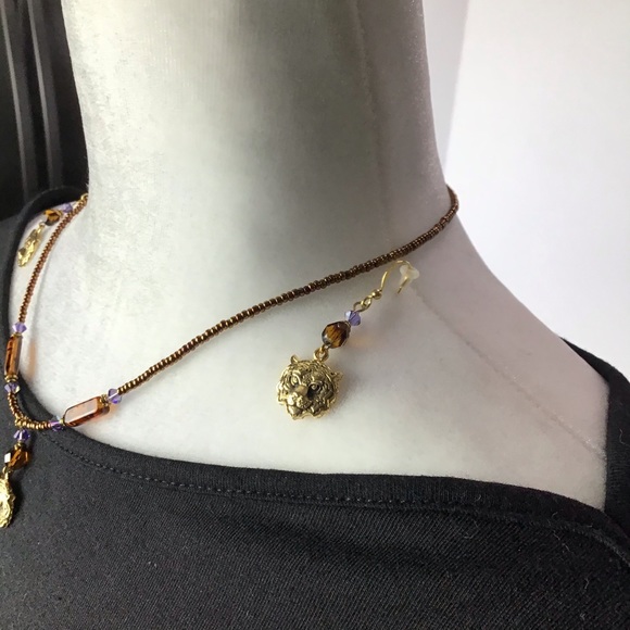 Collectables America Tiger Necklace/Earring Set. - Picture 3 of 4